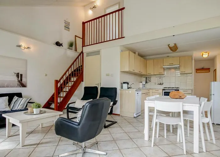 펜션 En Duinen 331 Omheinde Tuin 줄리아나도르프