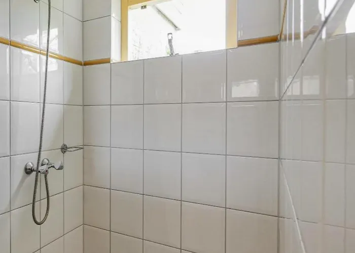 펜션 En Duinen 331 Omheinde Tuin 줄리아나도르프